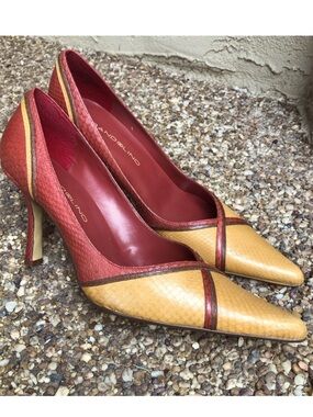 Bandolino Pointed Toe Snake Embossed Classic Heels Size 8M
